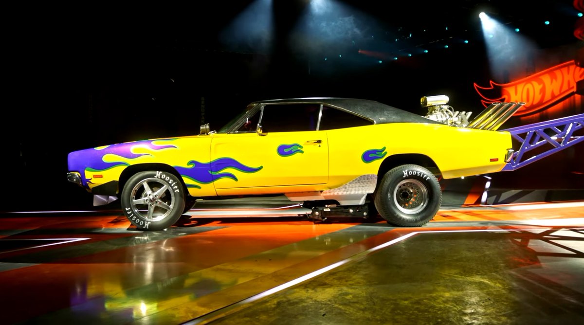 ꓕNIOԀꓤƎ⅁⅁Iꓤꓕ tweet media