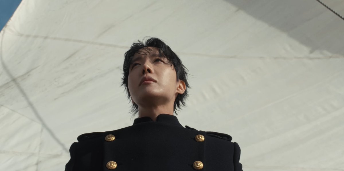 jhobiro's tweet image. ── .✦ hoseok for SWIM