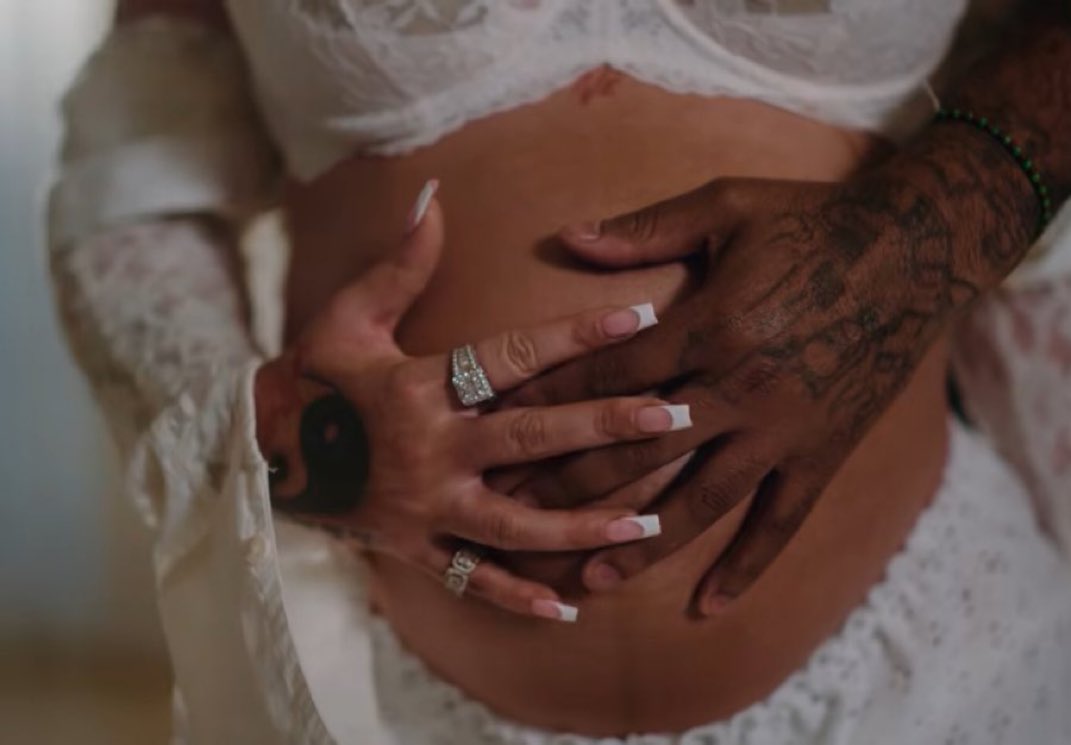 Hot Freestyle tweet media