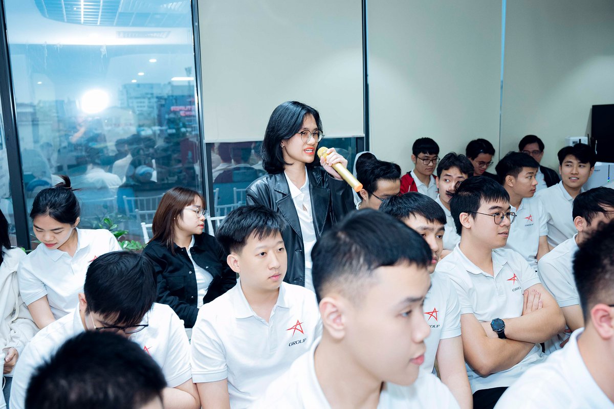A_StarGroup's tweet photo. 🌟 [RECAP] EVENT: A-STAR 5.0 – THE BUILDER ERA

On March 19, 2026, Event: A-STAR 5.0 – THE BUILDER ERA was successfully held, marking A-Star Group’s 5-year milestone and opening a new chapter in our journey to build a comprehensive ecosystem for builders.

✨ At the event, A-Star Group:
• Introduced the AiPad Builder Ecosystem — an ecosystem designed to help builders go from idea to startup
• Officially kicked off A-STARTUPER Season 3 — a startup acceleration program
• Shared practical insights from the Venture Team on the journey of building real products

🎂 More than just a celebration, this event brought together founders, builders, and technology enthusiasts to reflect on the past journey and connect for what lies ahead.

💙 A-Star Group would like to express our sincere gratitude to all partners, builders, and the community who have accompanied us throughout the past five years.

🚀 This 5-year journey is only the beginning — and The Builder Era officially starts here.

#AStarGroup #Happy5thAnniversary #TheBuilderEra #AiPad #ASTARTUPER
