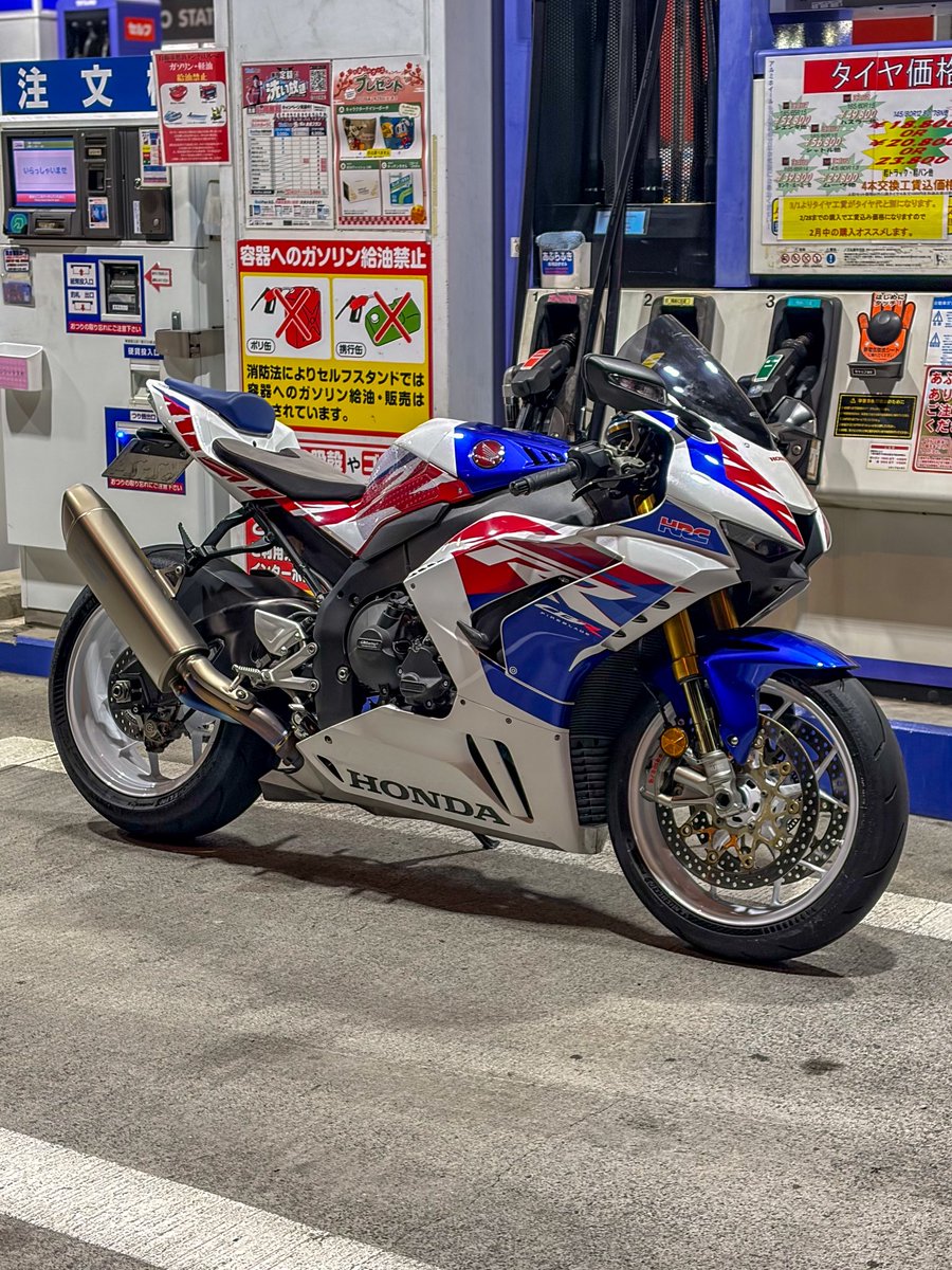 Siro_motovlog's tweet photo. 【プレゼント企画】
東京モーターサイクルショー2026
チケットプレゼント企画開始します!!

【応募方法】
1, @Siro_motovlog をフォロー
2,この投稿をRT

この２つで応募完了です!!
期限は【2026/3/24(火)】まで!!
ご応募お待ちしております!!🙇‍♂️

#東京モーターサイクルショー2026 https://t.co/nQD7hm5jZX