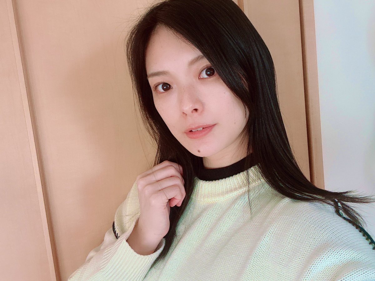 #おはとも🕊️
#海賊のように飲む会 

朝の電車空いてる〜と思ったら世の中は三連休か！

雨降ったり止んだりですが、体調気をつけようね〜🧣温活温活！