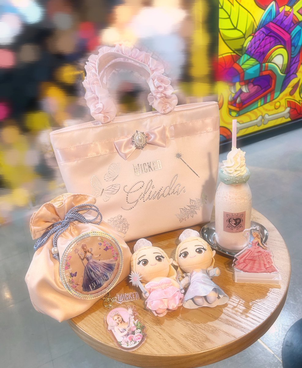 今日からラフォーレ原宿のメゾンドフルールで発売のウィキッドコラボ