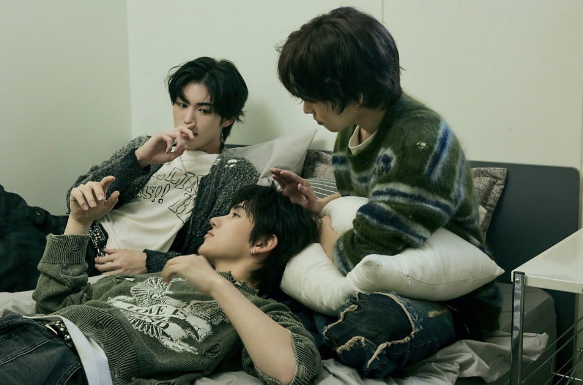 젬킷.zip tweet media