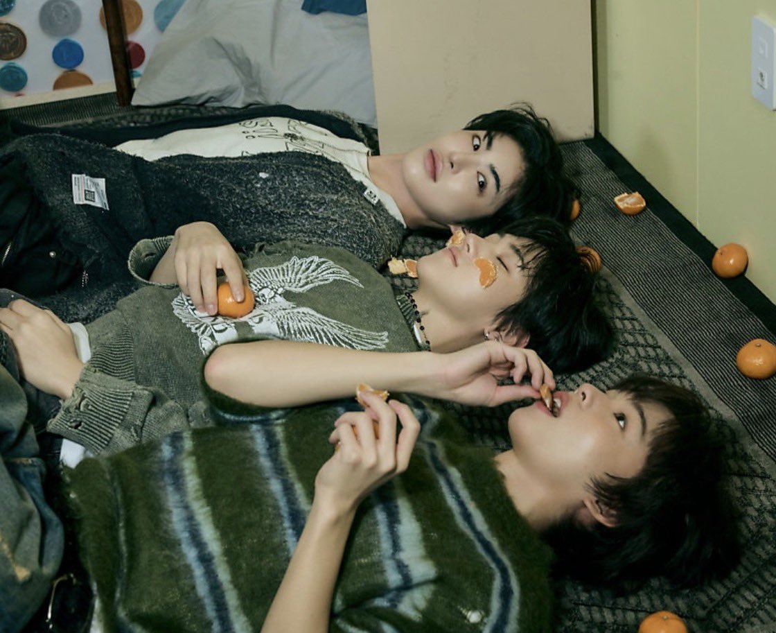 젬킷.zip tweet media