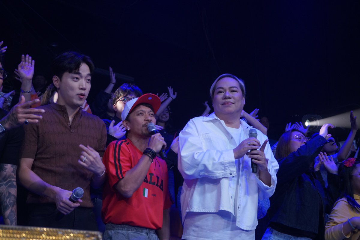 It's Showtime tweet media