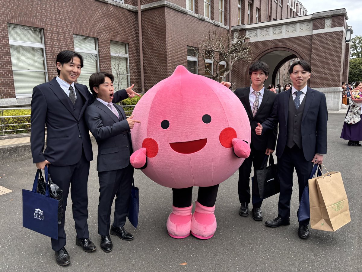 peachkun1924's tweet photo. だけどもし
ちょっとだけ疲れてしまうような
ことがあったら

いつでもぼくにあいにきて🍑 https://t.co/Z7NTmgyZaF