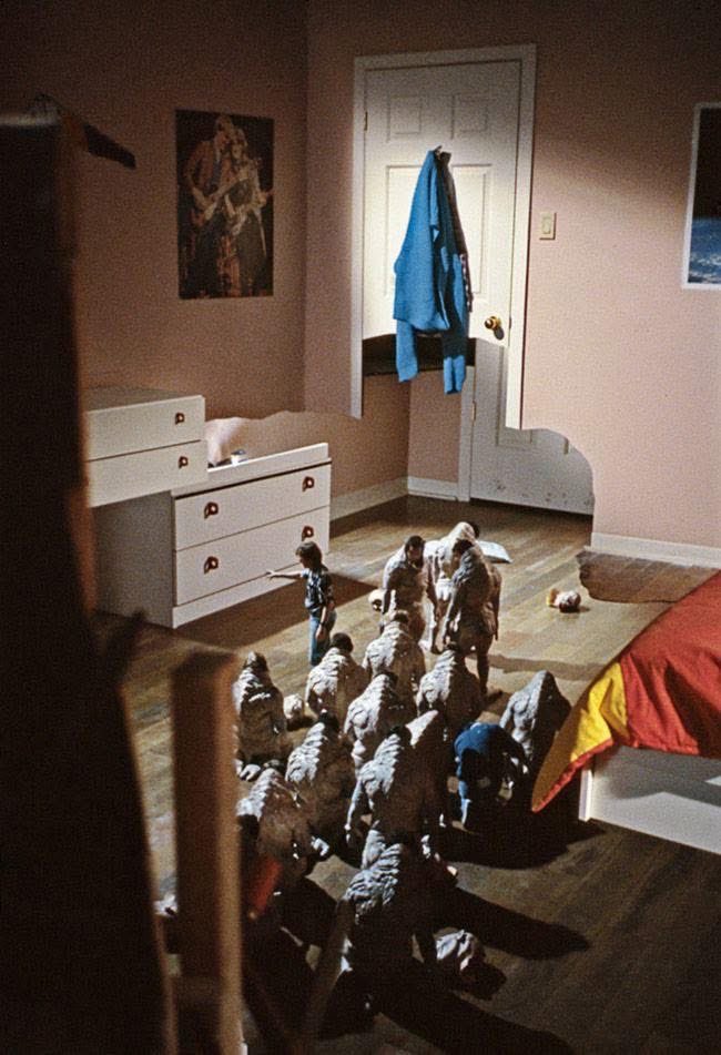 Retrovania Land 🍕 tweet media