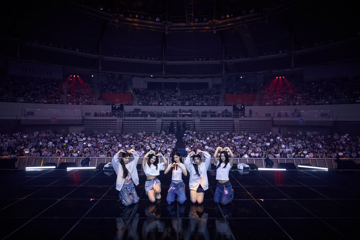 𑁍ࠬܓ tweet media