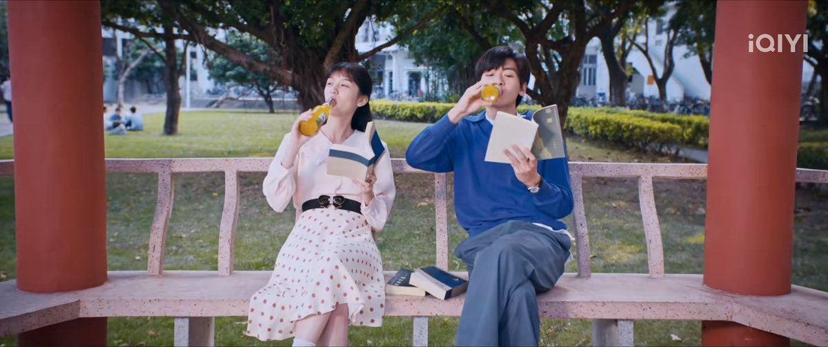 I LOVE the mother-daughter relationship so much and i love the cute little romance too #你好1983 #dreamofgoldenyears