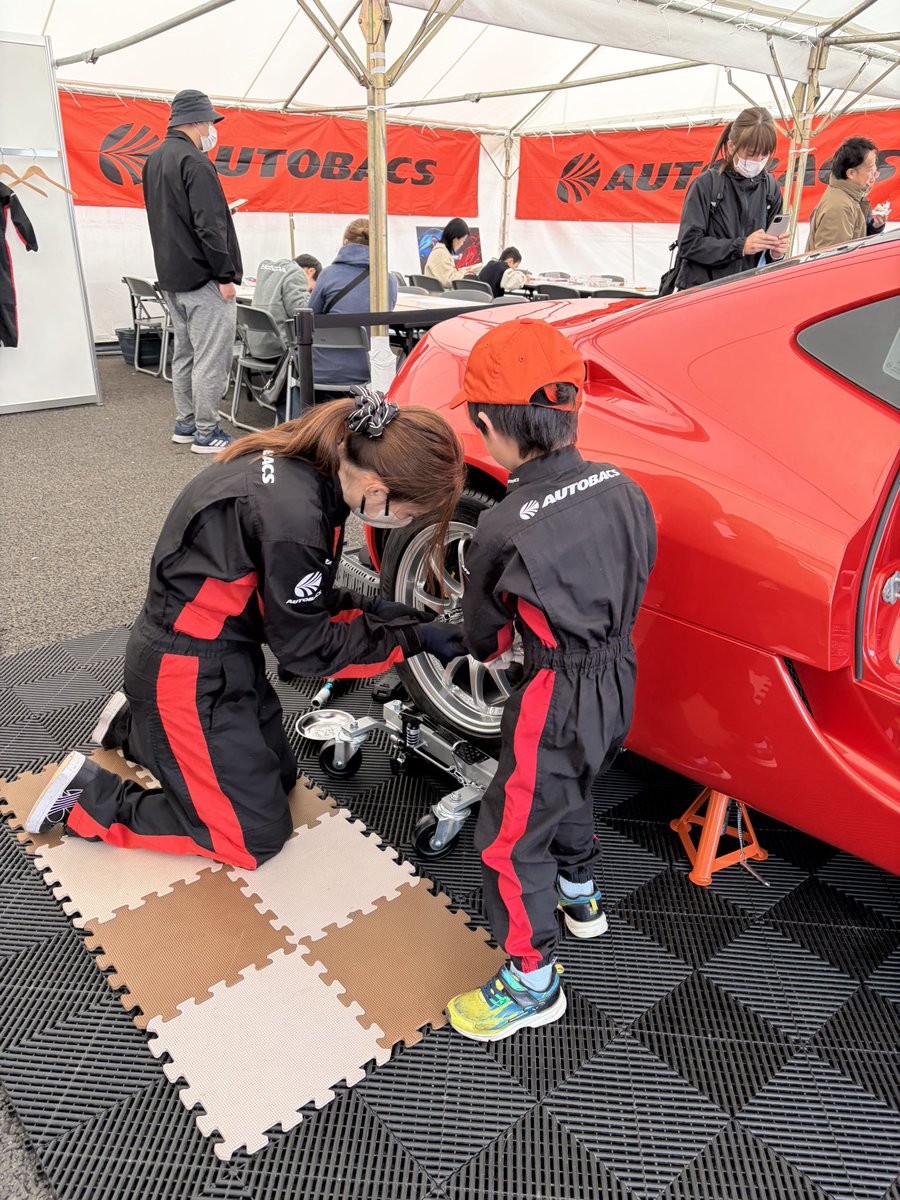 オートバックス tweet media