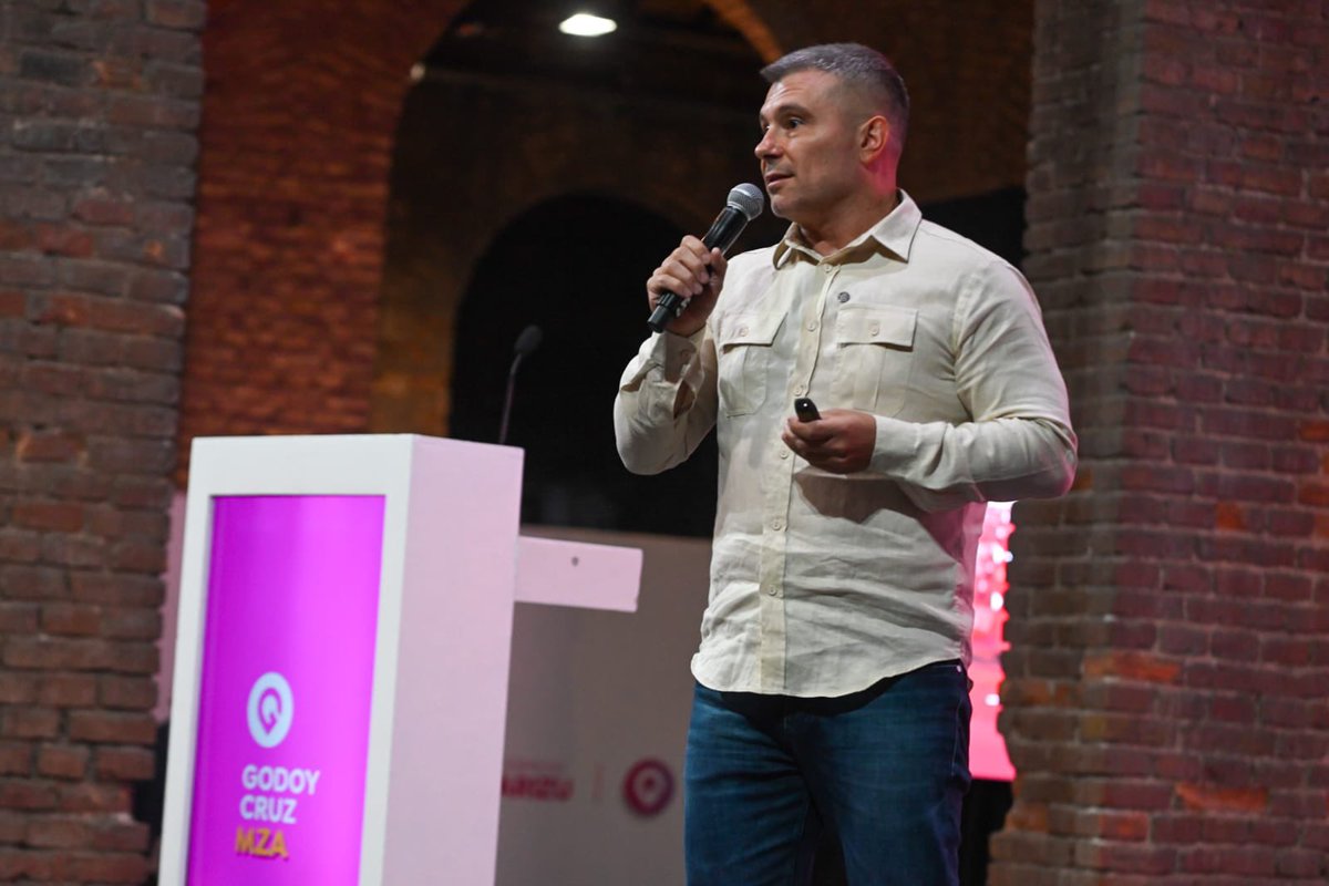 Diego Costarelli tweet media