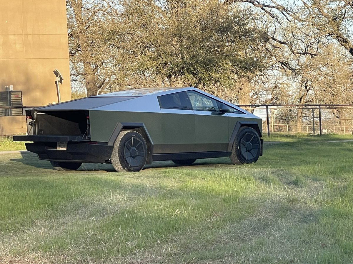 Werosolo tweet media