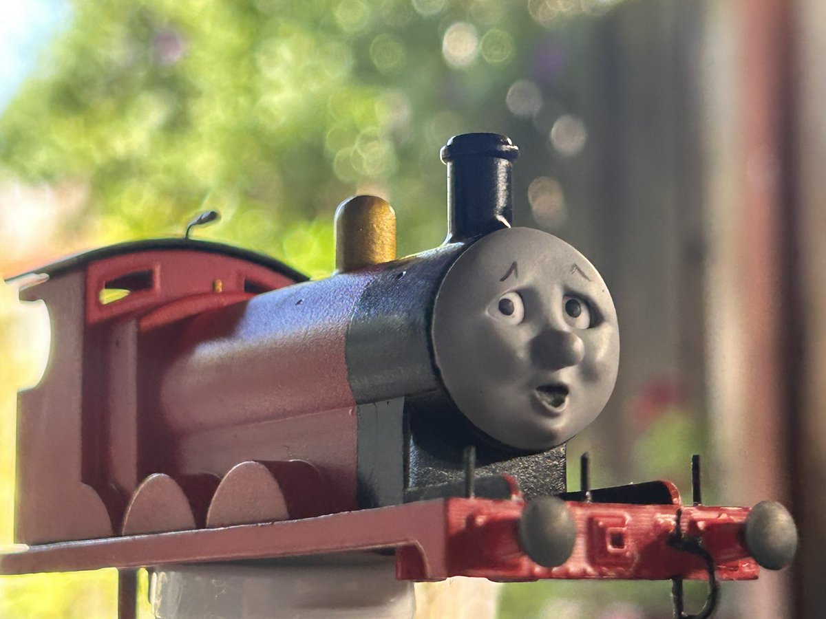 SRModeller tweet media