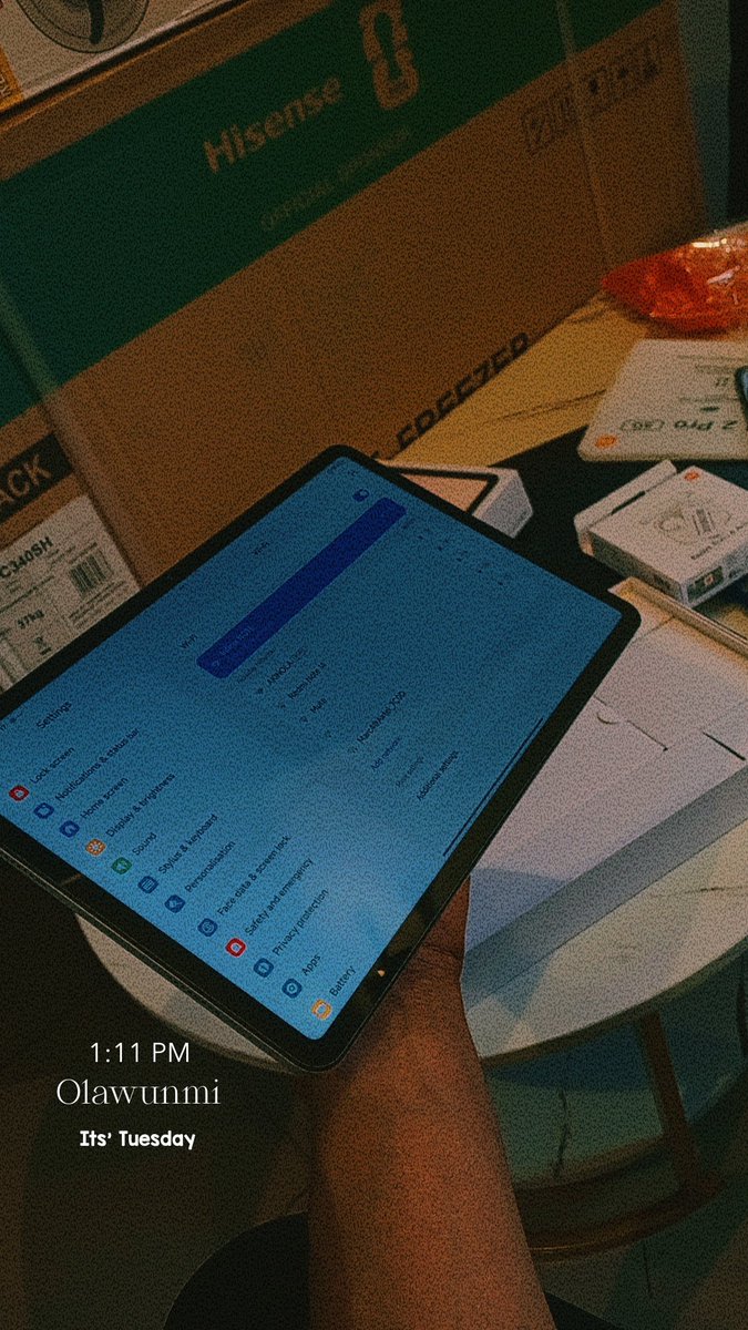 iamproffbonne's tweet image. Bought my REDMI Pad 2 Pro 5G on Tuesday the 17th. No free keyboard in the box. 📦

Your promo says it is included, so where is it? Please advise.

I also bought Redmi Earbuds from Jumia.

@XiaomiNigeria

#REDMIPad2Pro5G #FunToTheMax #PortableProductivity