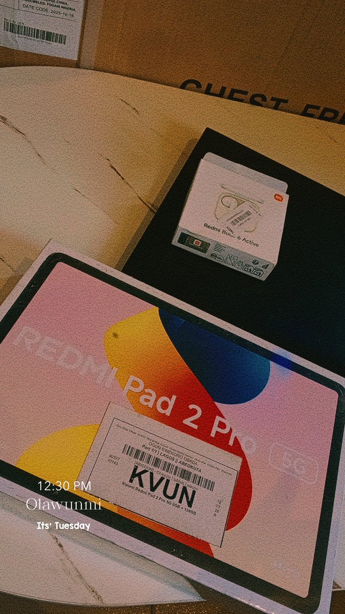iamproffbonne's tweet image. Bought my REDMI Pad 2 Pro 5G on Tuesday the 17th. No free keyboard in the box. 📦

Your promo says it is included, so where is it? Please advise.

I also bought Redmi Earbuds from Jumia.

@XiaomiNigeria

#REDMIPad2Pro5G #FunToTheMax #PortableProductivity