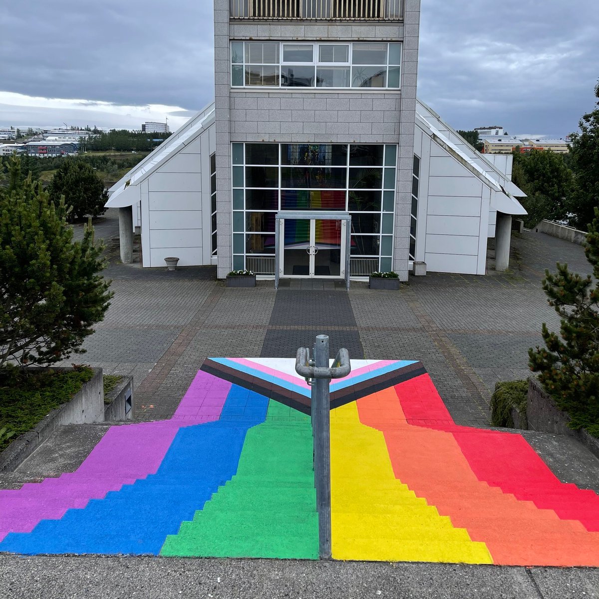 Brjánsi tweet media