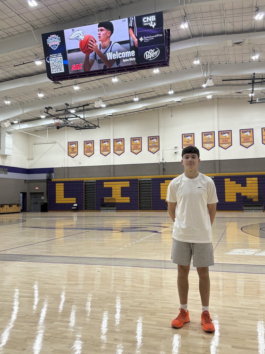 Ayden White tweet media