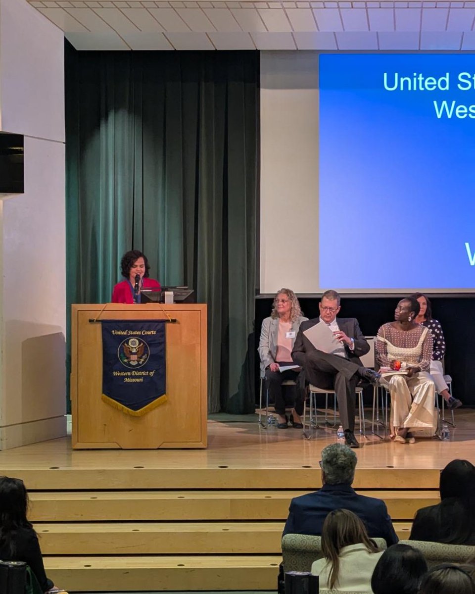 KCMO Public Library tweet media