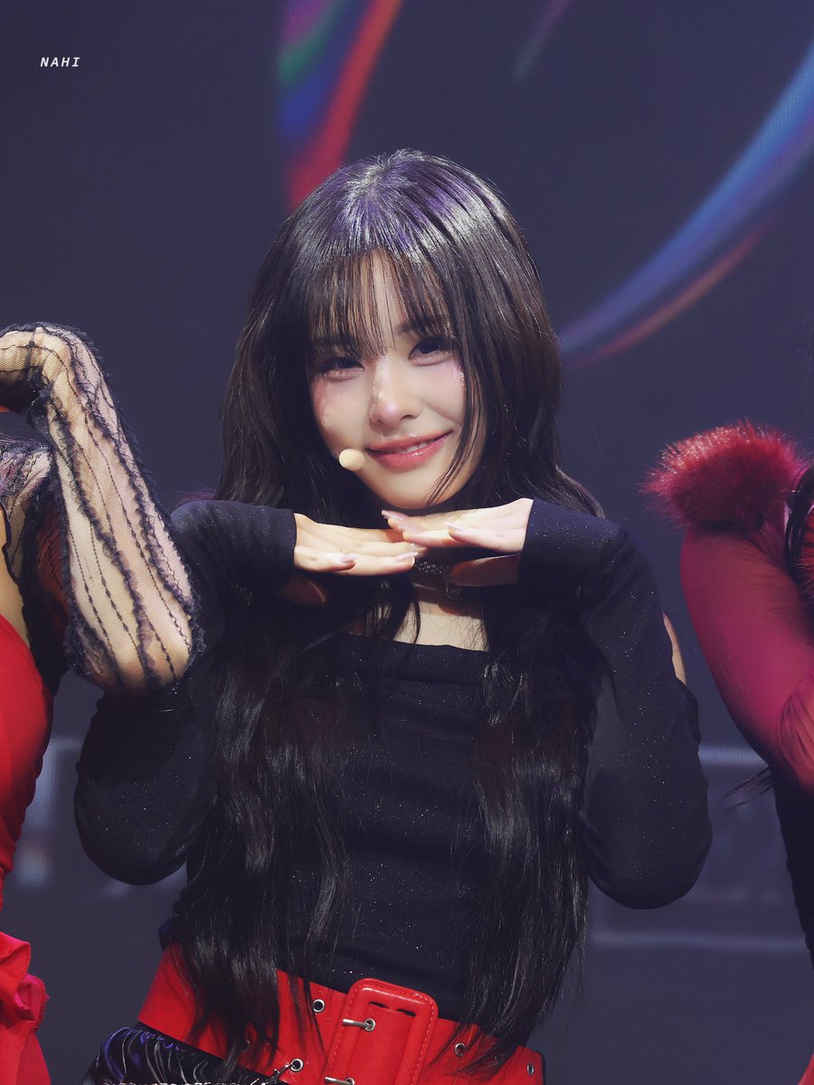 선유야 생일 축하해!
웃음으로 가득한 한해가 되길(՞_  ̫ _՞)♡

#SEONYOU #선유
#CLASSy #클라씨
#HAPPYSEONYOUDAY