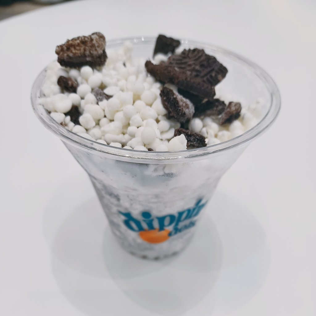 Mikobuns tweet media