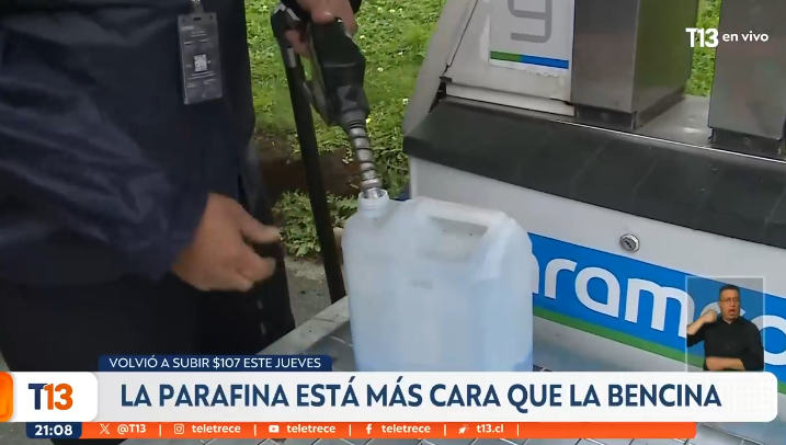 T13's tweet photo. La parafina está más cara que la bencina

EN VIVO 📺#T13Central » https://t.co/tdFda9tz69 https://t.co/nxsb4RLpvf