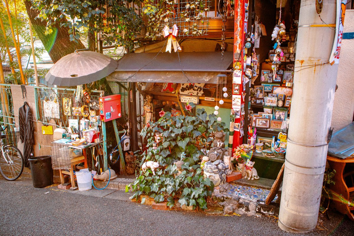 walk closed commissions tweet media