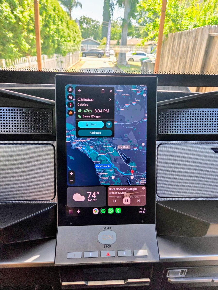 ONUSAOfficial's tweet image. 📱 Command center activated:
14" touchscreen, smart connectivity, and charging for all.
This is how a modern cart should feel.

🔗 Reserve yours now: onusa.com/reserve⁠

💬 Comment your favorite feature.

#ONXDashboard #builtbetter #TouchscreenEV #ElectricInnovation