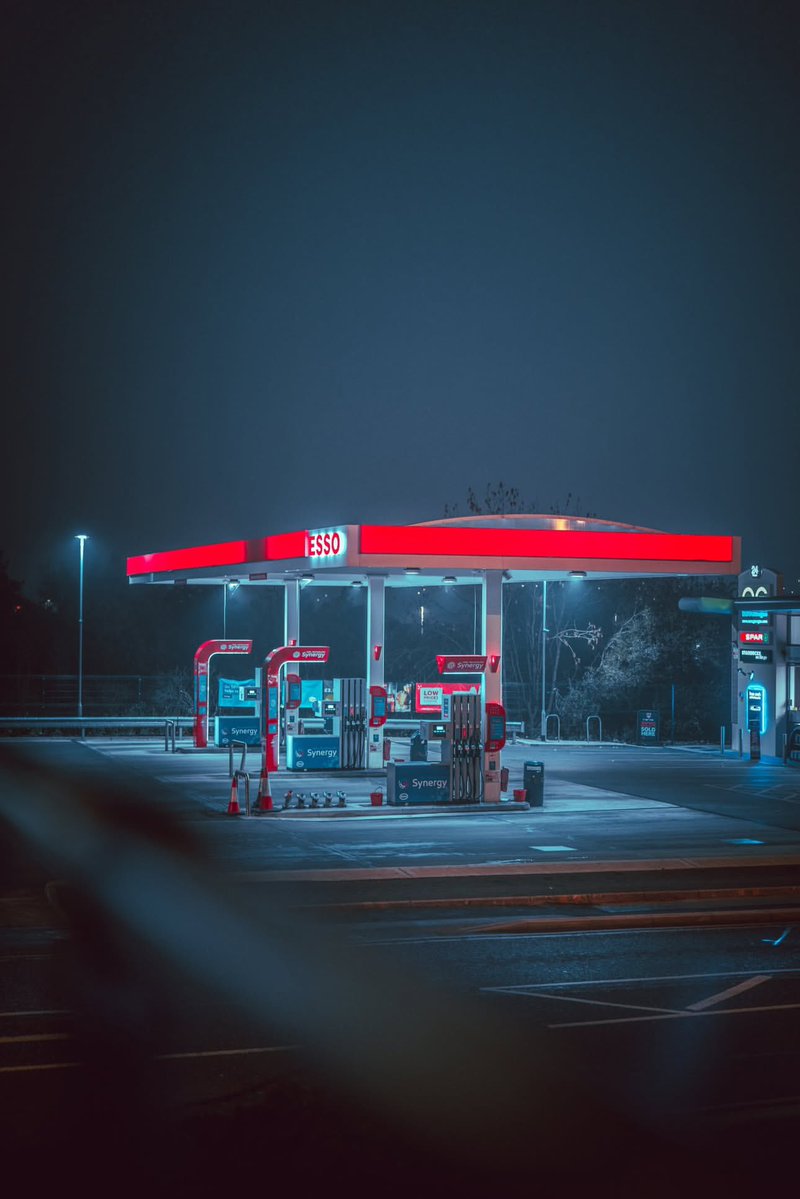 Celebrity Tailor tweet media