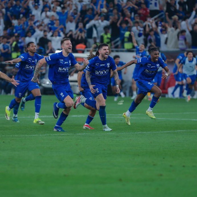 صـالـح tweet media