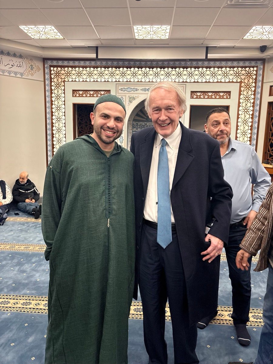 Ed Markey tweet media