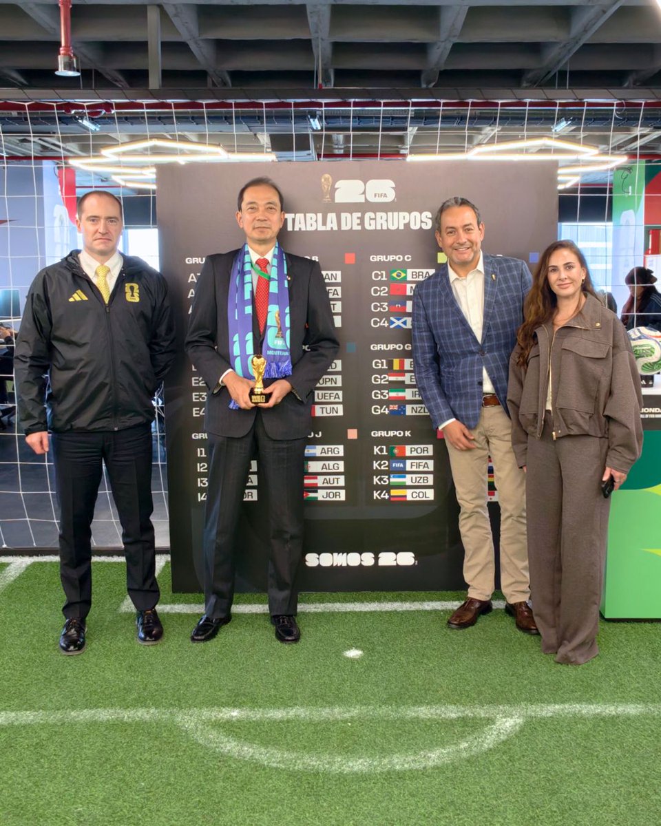 Embajador del Japón en México tweet media