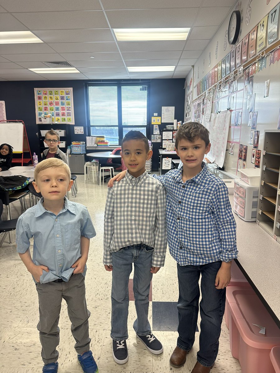 Mrs. Mueller tweet media