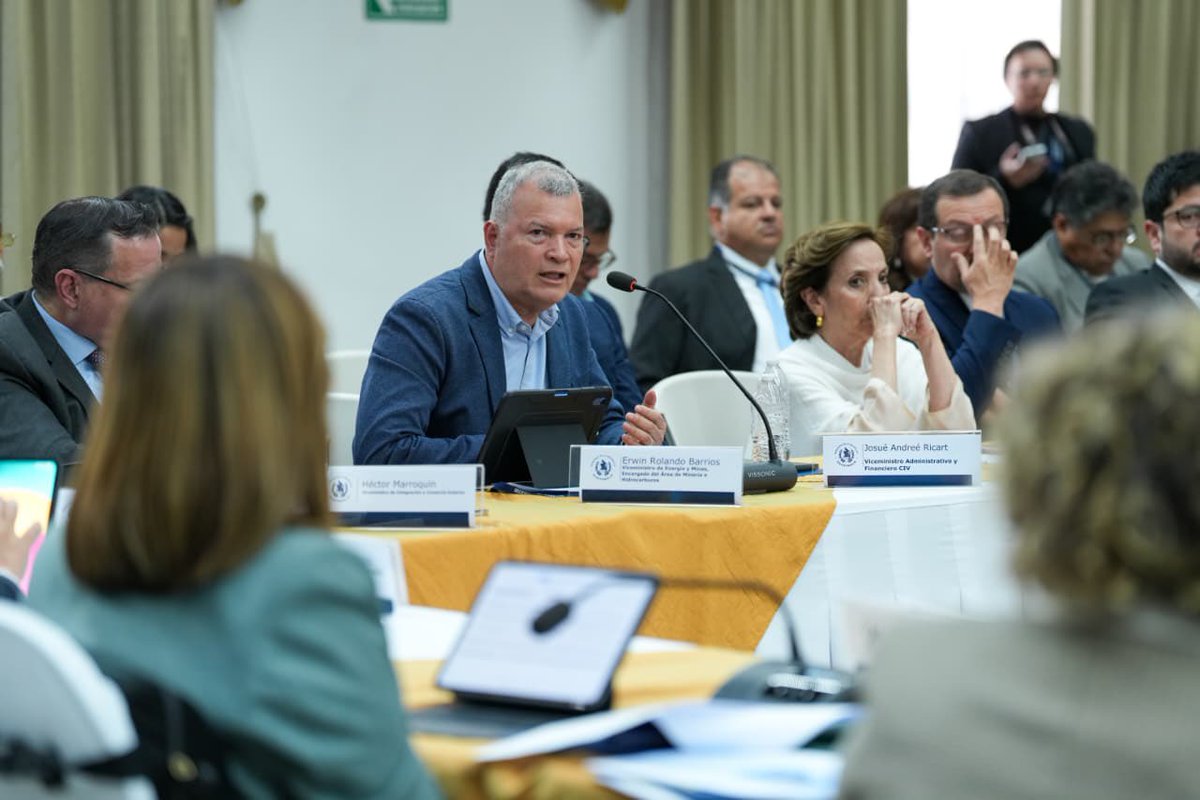 Karin Herrera tweet media