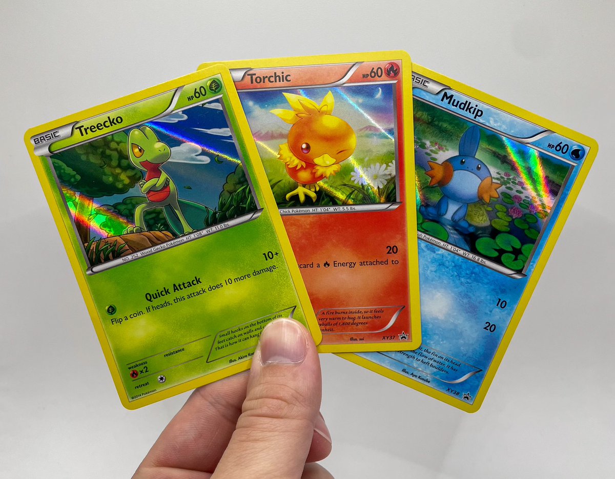 PokéCardsDaily tweet media