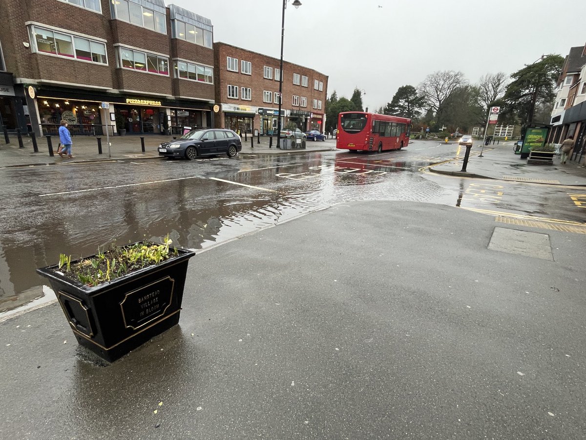 SBaggins tweet media