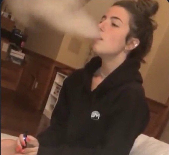 baileymidia's tweet photo. Imagens reaction pics meme pictures https://t.co/C03sD8R95E