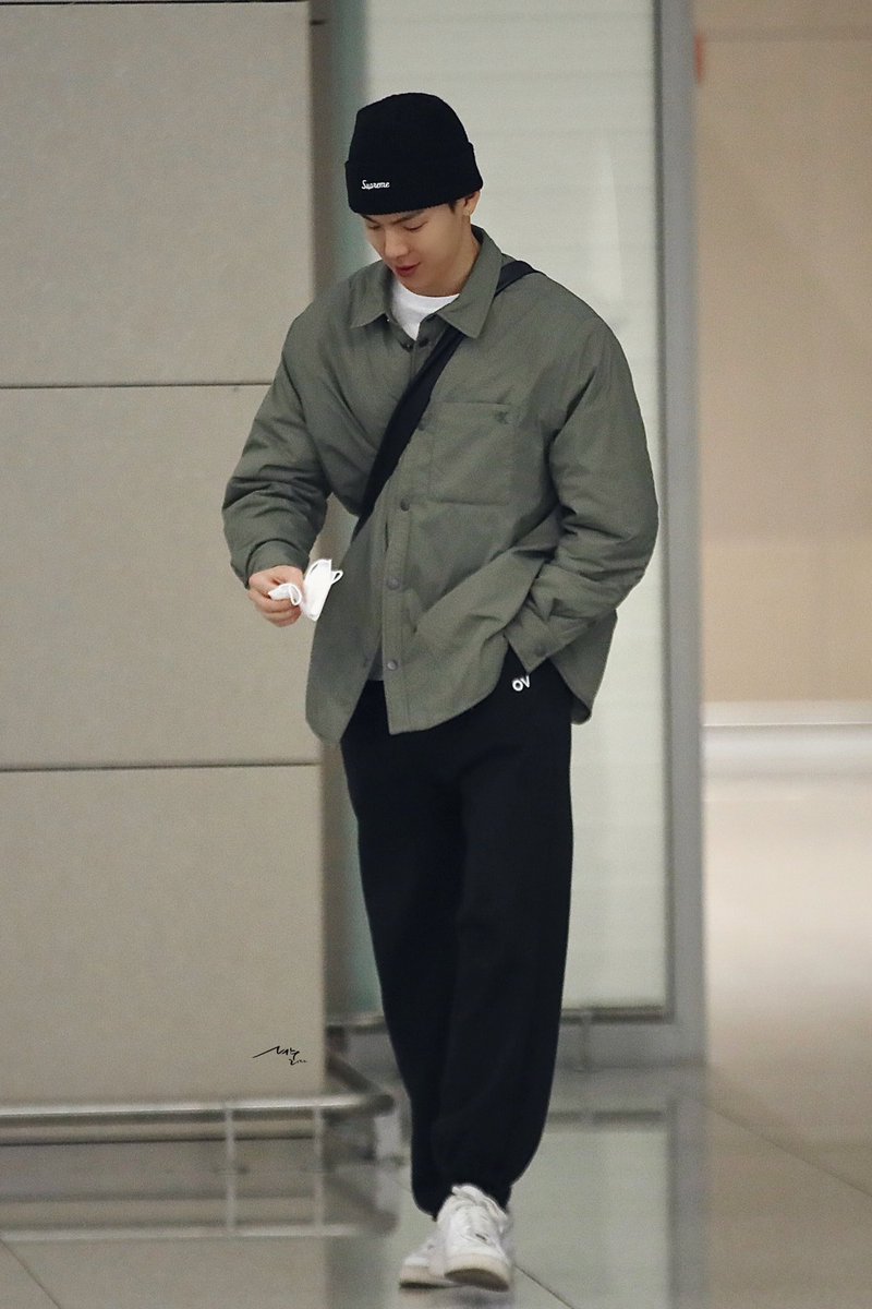 셔누리다⁶¹⁸ tweet media