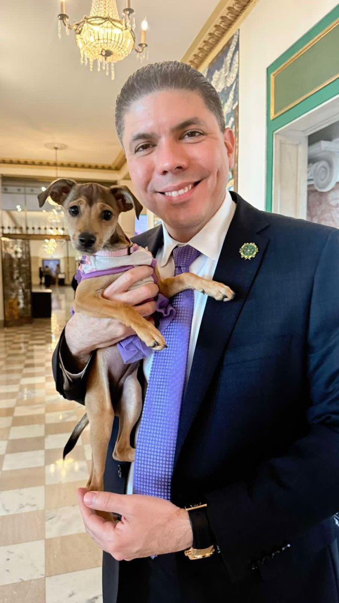 Eddie Charbonier tweet media