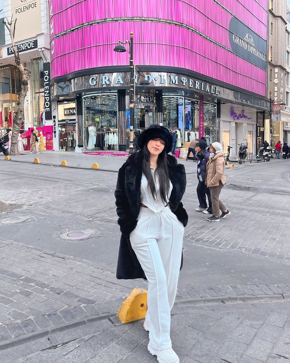 RARE NFT tweet media