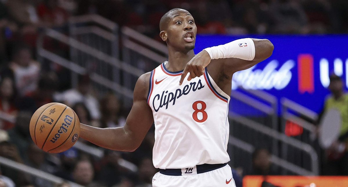 𝒃🏀 tweet media