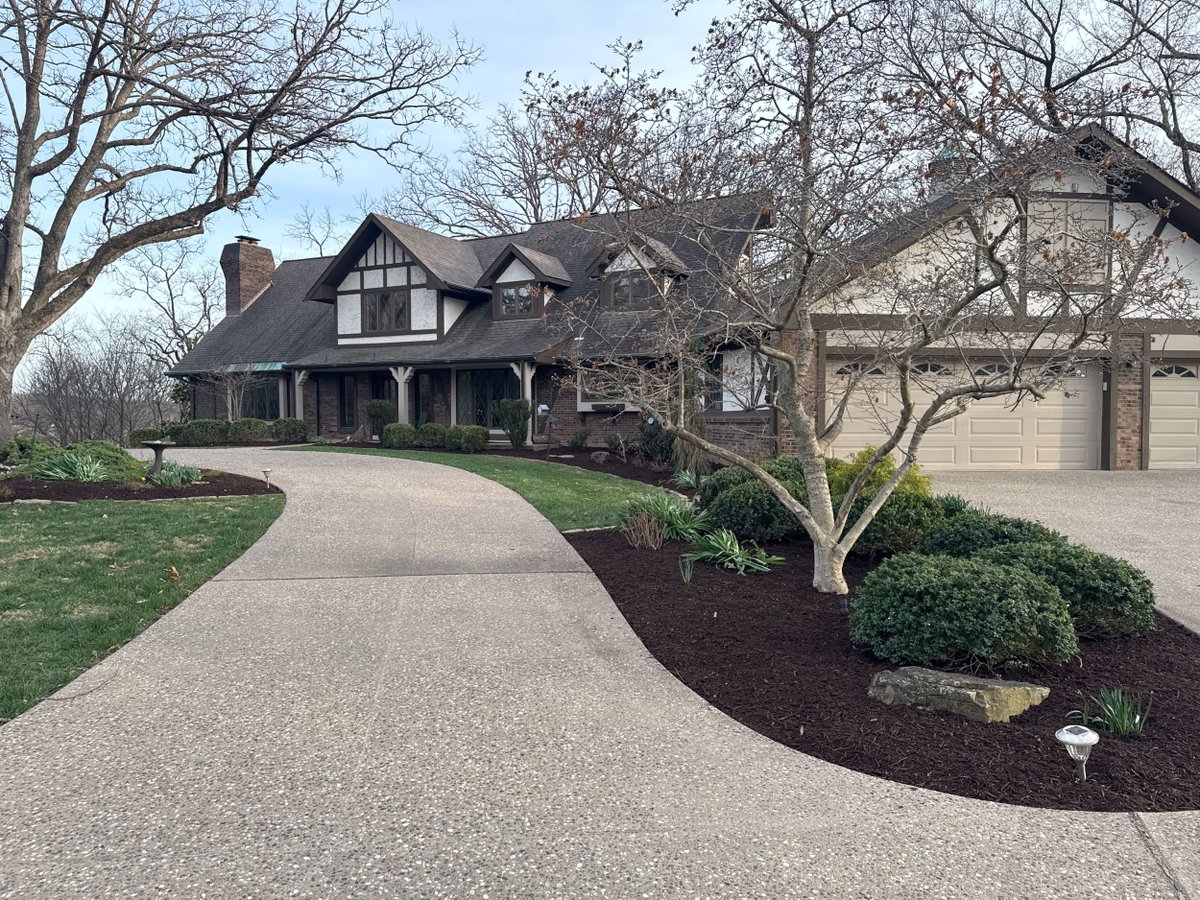 Fresh mulch! Time to bring warmth and definition back to your landscape.