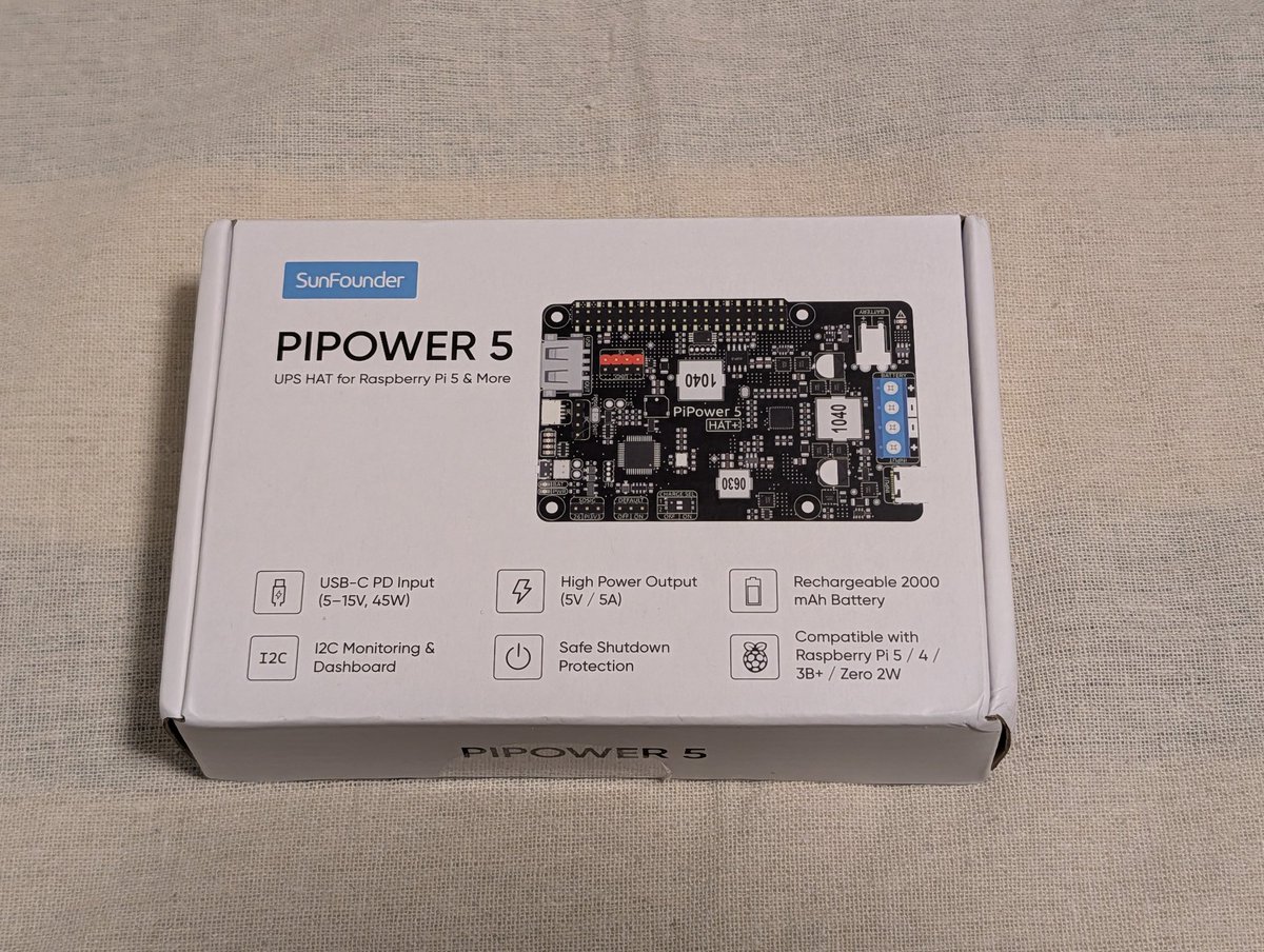 murasametech's tweet photo. SunFounderさんから新たに発売されたラズパイ5用のUPS、PIPOWER5。

何がすごいかと言うとこれUPSとしての用途だけでなく、バッテリーから5V5Aが供給できるのでロボットに載せればラズパイ5の処理能力をフルに活用できる点です🤖

今まで5V3Aのラズパイ4を使っていたところをラズパイ5に置き換えられる✨️