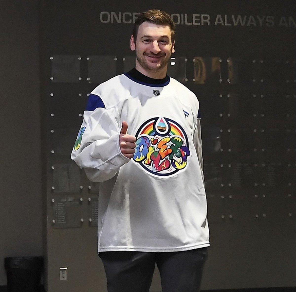 alicia ^^^ 😆 tweet media