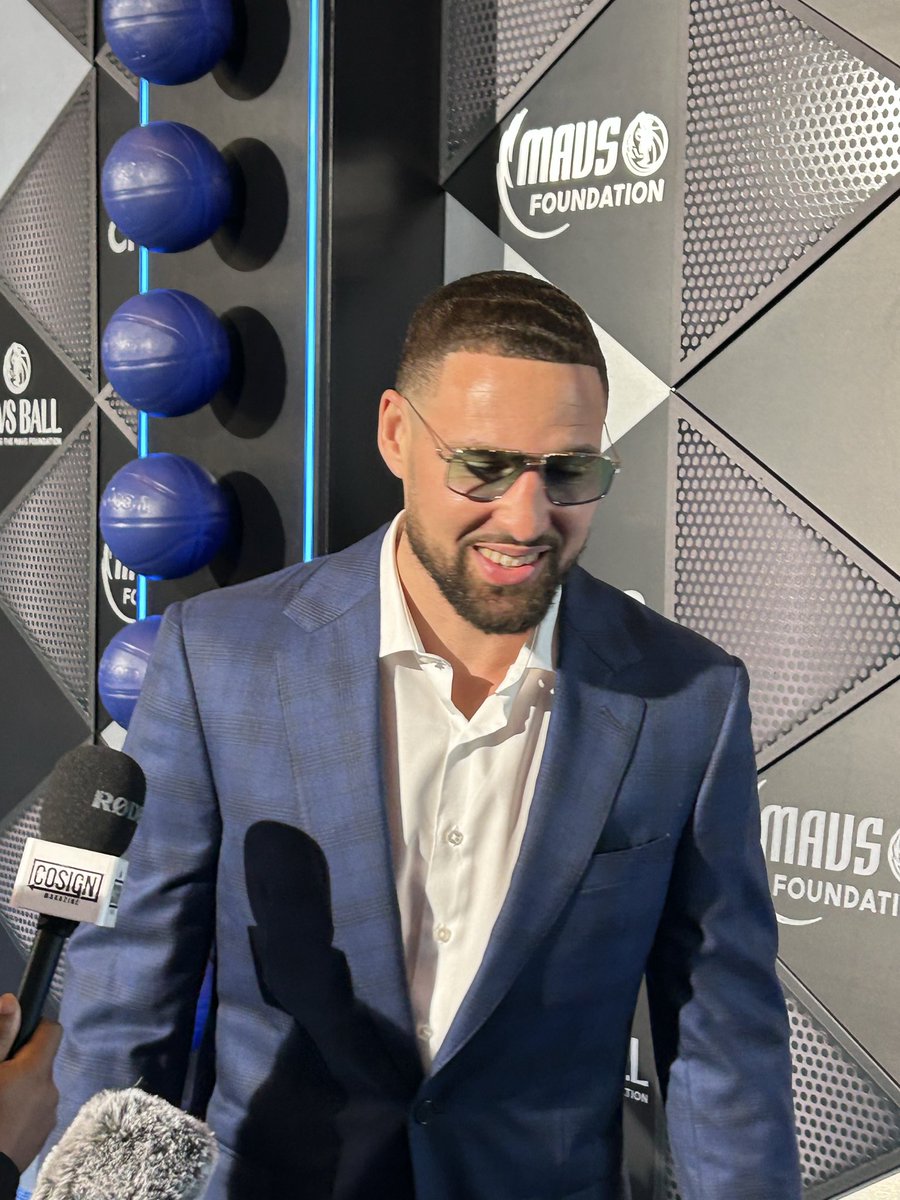 Dorothy J. Gentry tweet media