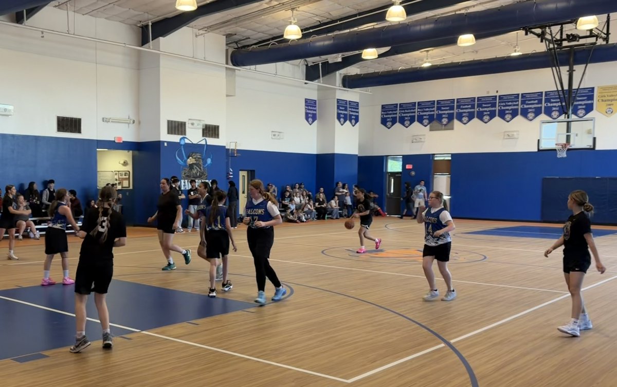SSATucson's tweet photo. 🏀🔥 FIRST GAME. FIRST WIN. 🔥🏀

SSA Girls MS Basketball team started off the season with a win over Tucson Baptist Academy!

Energy. Grit. Eagle Nation! 🦅 https://t.co/aCnCDt44hV