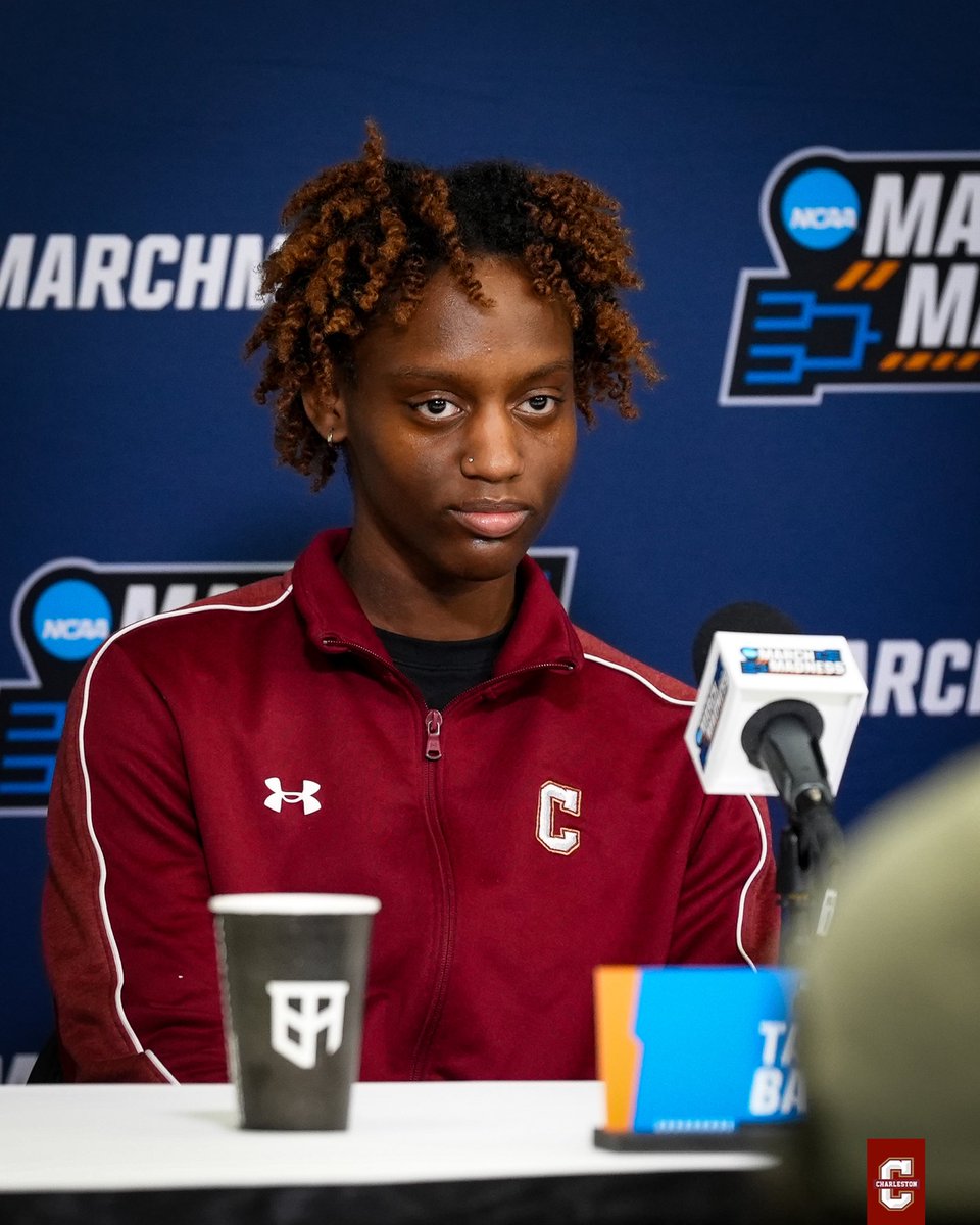 Charleston Women’s Hoops tweet media