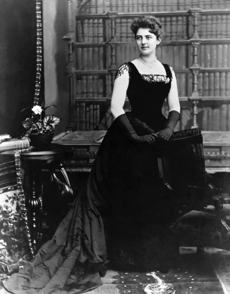 Jari the Hutt tweet media