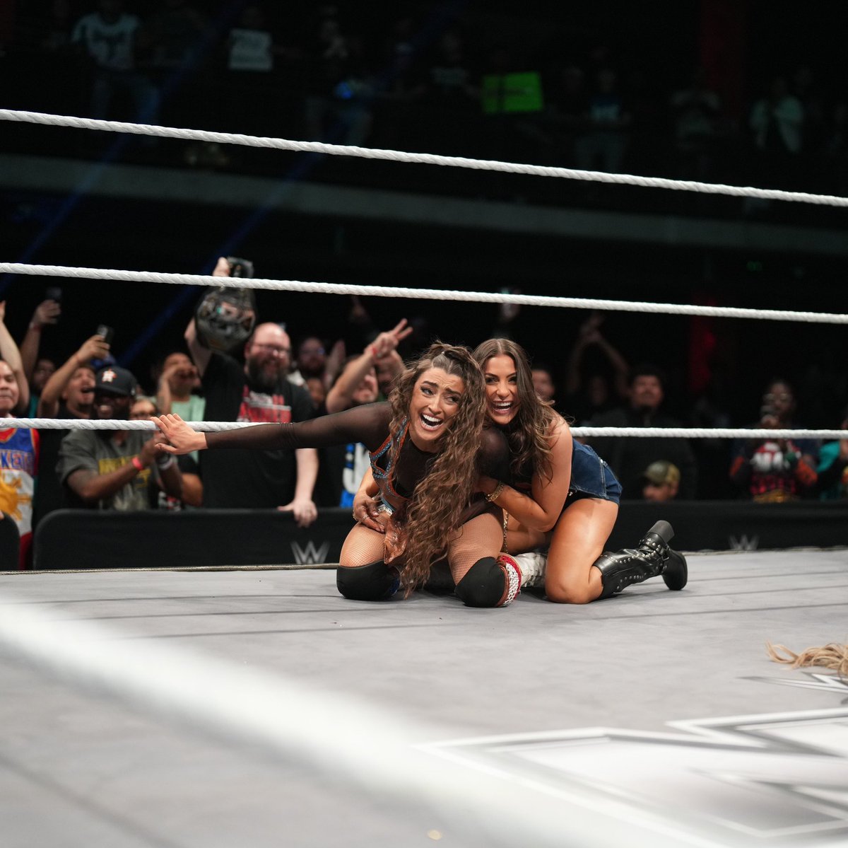 Wren Sinclair tweet media