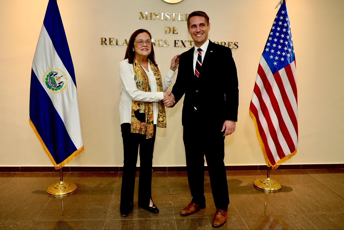 Embajada EEUU en ES tweet media